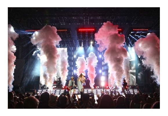 Disfruta de los efectos especiales en tu fiesta supervisados por un experto