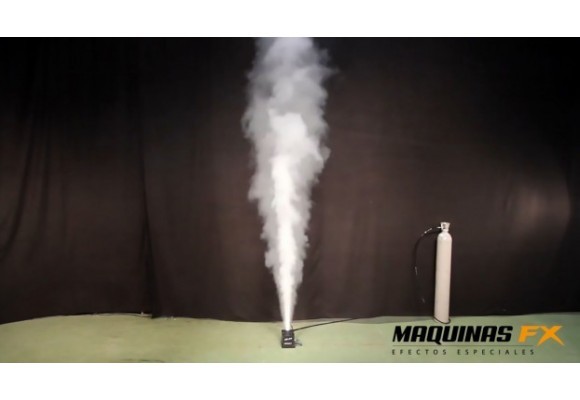 Chorros de humo criogénico de 180º perfectos para conciertos y festivales con la máquina CO2 Jet Swing