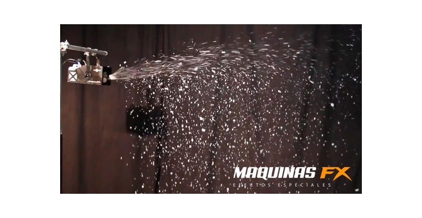 NUESTRA MÁQUINA DE NIEVE S-5 PRO COMO PROTAGONISTA DE LAS MEJORES FIESTAS Y EVENTOS DE ESTE VERANO